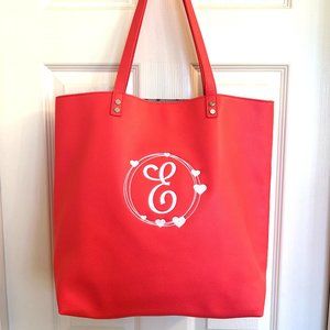 Jewell by Thirty-One Modern Tote (coral - distressed pebble with monogrammed E)
